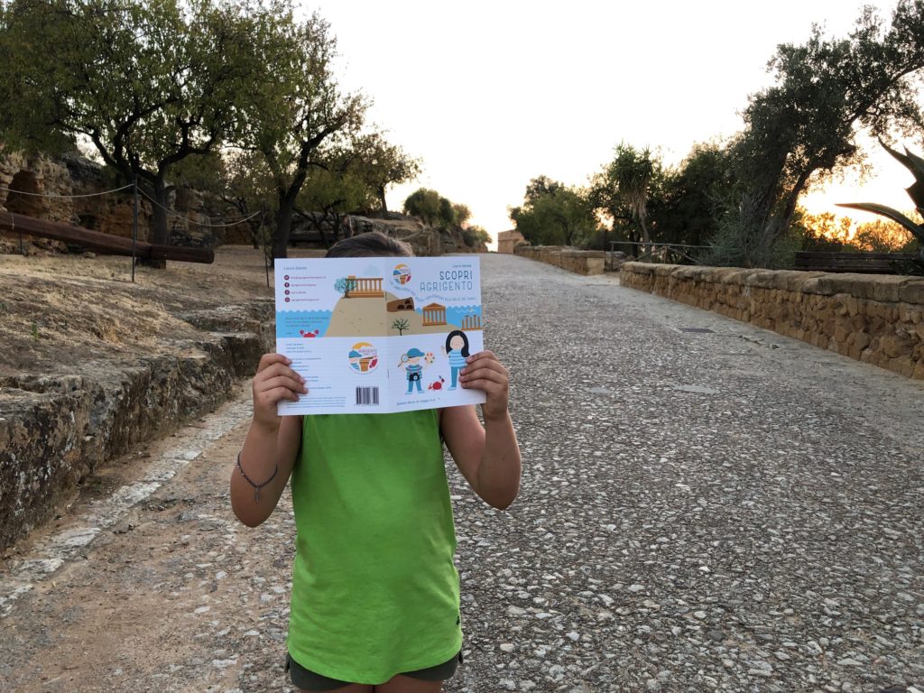 Ecco la novità del 2020: Scopri Agrigento in mano a una bimba durante un tour in valle dei templi