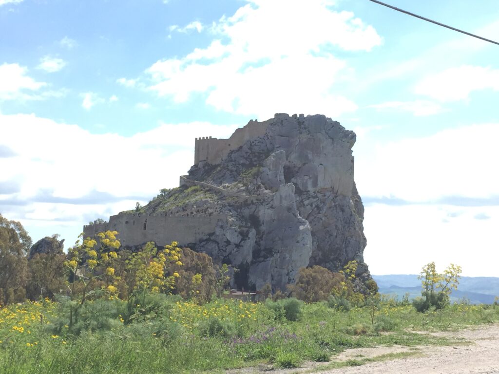 Il castello di Mussomeli 3